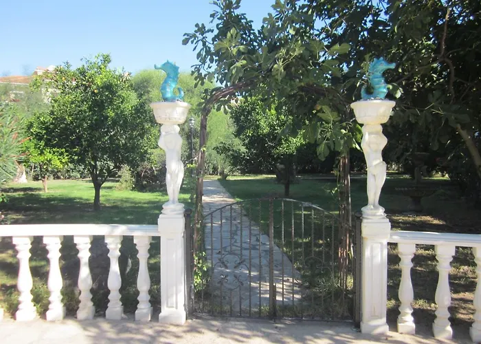 بيت ضيافة Romantik دالامان