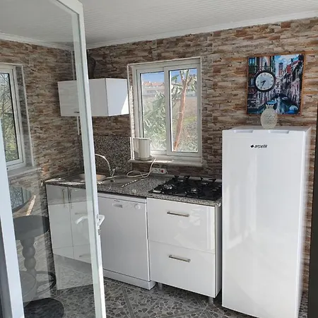 Romantik Dalla Konukevi