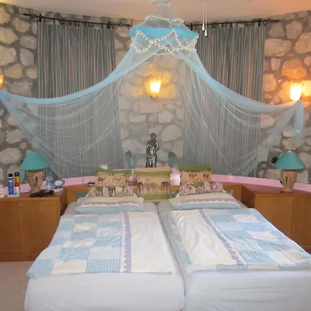 Romantik Dalla Konukevi Dalaman