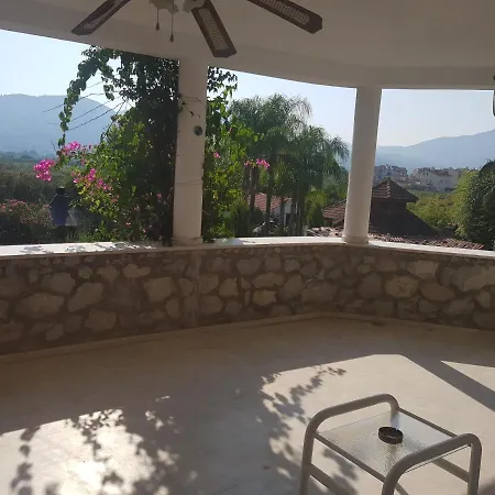 Konukevi Romantik Dalla 4*