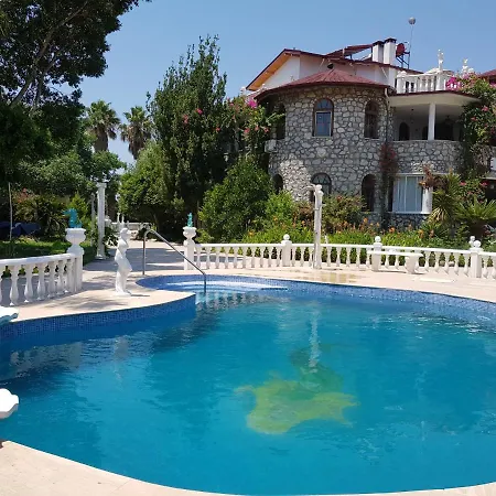 Romantik Dalla Konukevi Dalaman