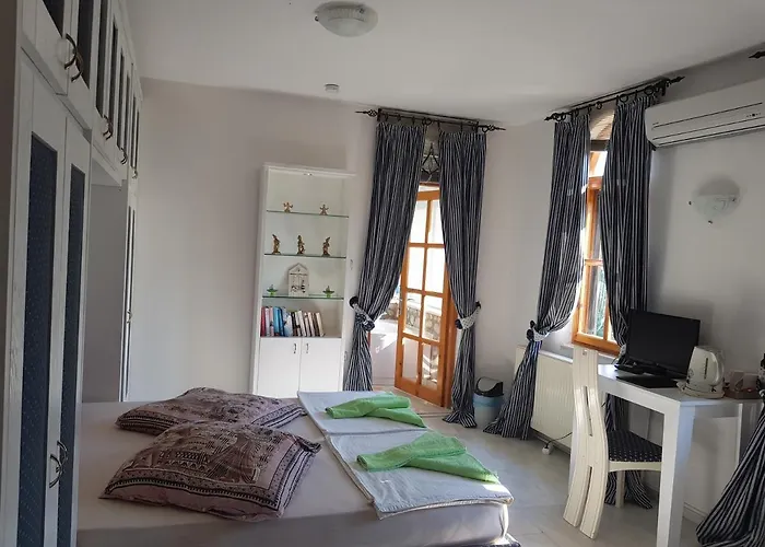 Romantik Casa de hóspedes 4*