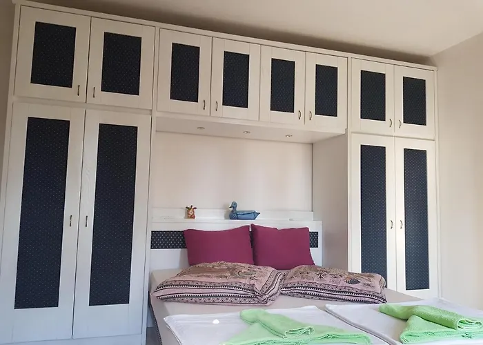 Romantik Casa de hóspedes 4*