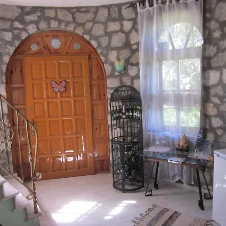 ゲストハウス Romantik ダラマン