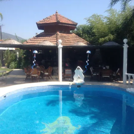 Romantik ゲストハウス ダラマン